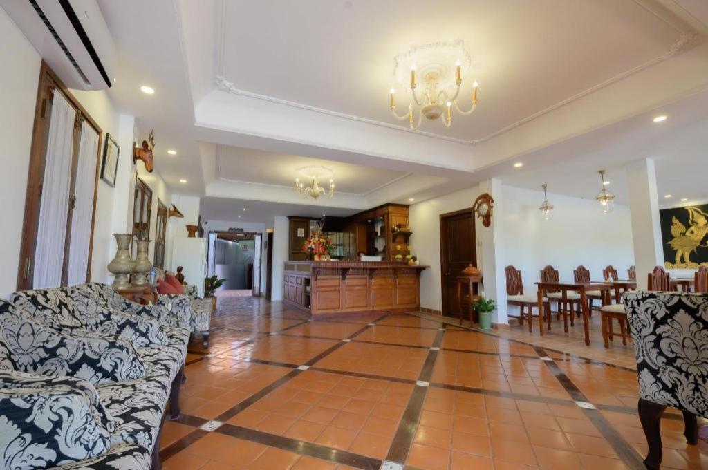 Hotel Villa Deux Rivieres Luang Prabang Bagian luar foto