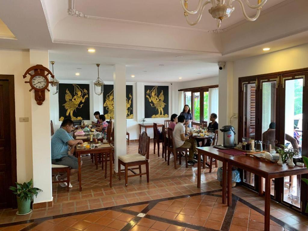 Hotel Villa Deux Rivieres Luang Prabang Bagian luar foto